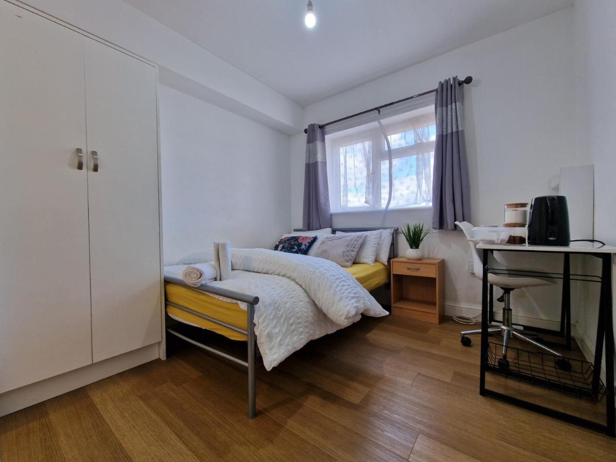 Nice Living Serviced Accommodations 4 コヴェントリー エクステリア 写真